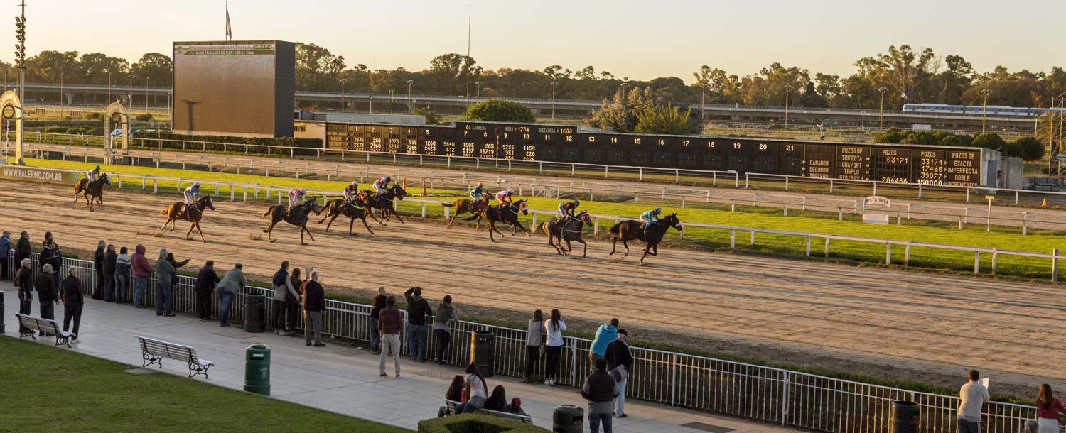 Hipódromo de Palermo en la Ciudad de Buenos Aires